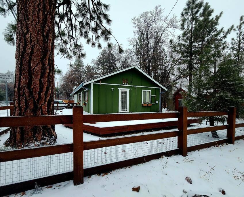 Bear Escapes II Affordable Luxury Cabin Sugarloaf Экстерьер фото
