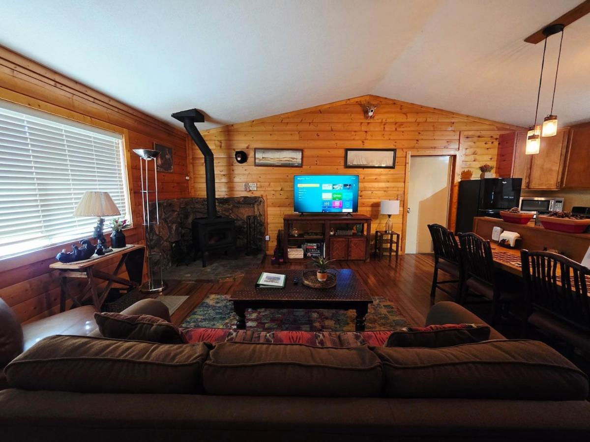 Bear Escapes II Affordable Luxury Cabin Sugarloaf Экстерьер фото