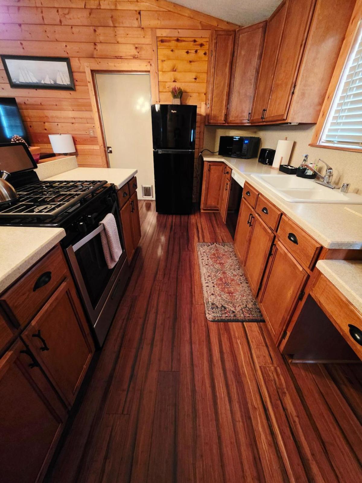 Bear Escapes II Affordable Luxury Cabin Sugarloaf Экстерьер фото