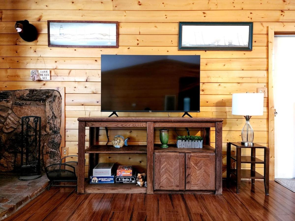 Bear Escapes II Affordable Luxury Cabin Sugarloaf Экстерьер фото
